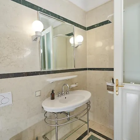 Exclusive Entry: Cozy Guestroom Appartamento Baden bei Wien