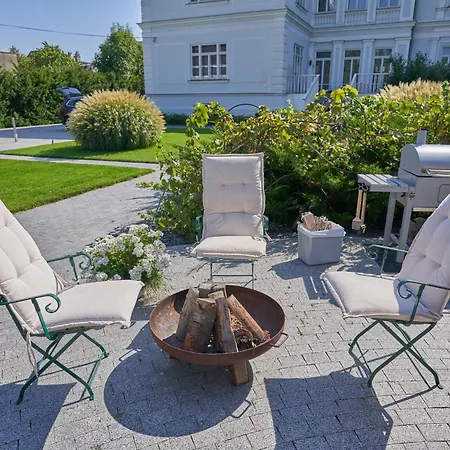 דירה Exclusive Entry: Cozy Guestroom באדן