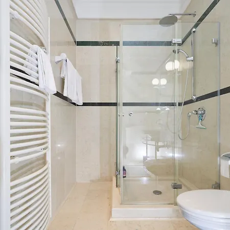 Appartamento Exclusive Entry: Cozy Guestroom *