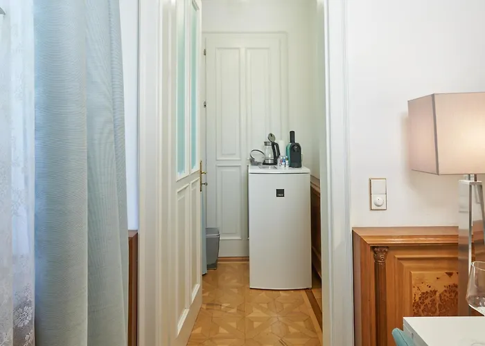 Апартаменты Exclusive Entry: Cozy Guestroom *